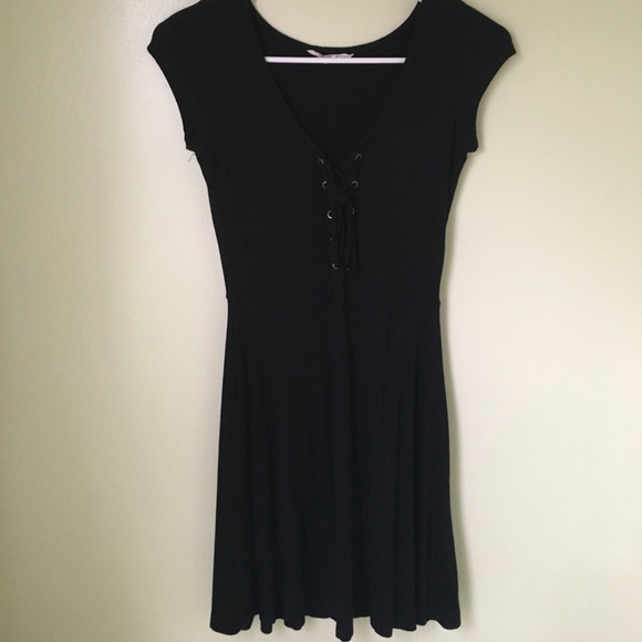 American Eagle Outfitters Dresses & Skirts - American Eagle black soft & sexy dress. American Eagle Outfitters Dresses & Skirts - American Eagle black soft & sexy dress.